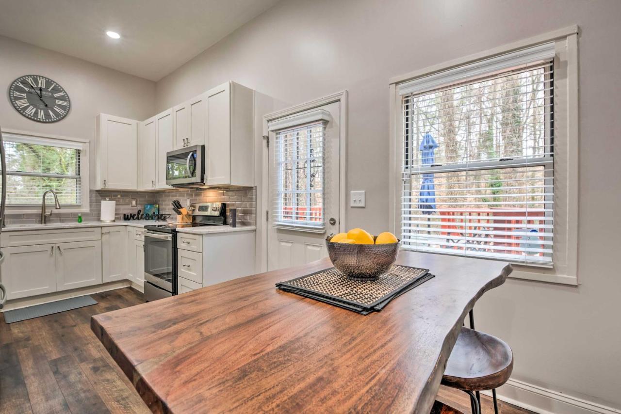 Atlanta Retreat With Deck In Greenbriar Area! Екстер'єр фото
